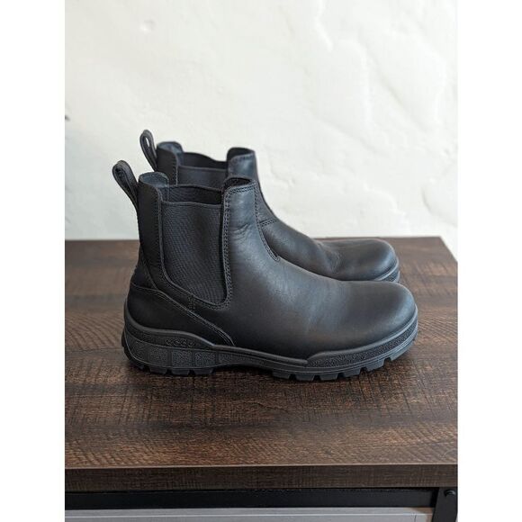 Ecco Women's Track 25 Chelsea Black Leather Boots - Size 40 - 9/9.5 - Picture 1 of 10